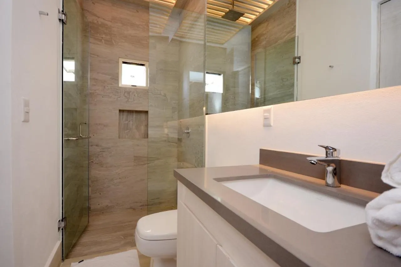 Mayan Monk Suites Playa del Carmen 0*,