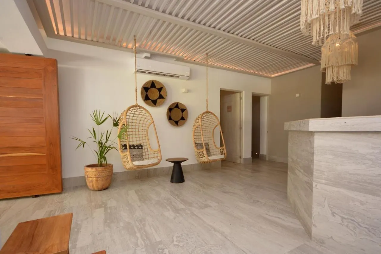 Mayan Monk Suites Playa del Carmen 0*,